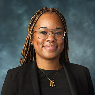 Quiana Smothers